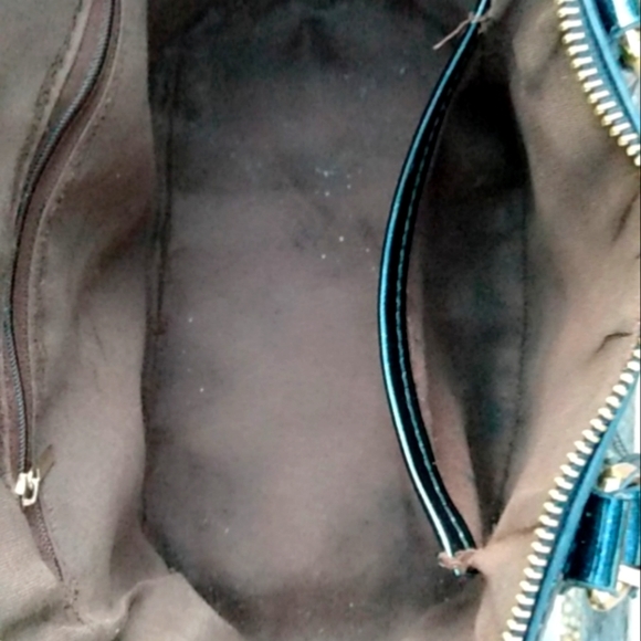 Black Leather Handbag - Picture 3 of 3